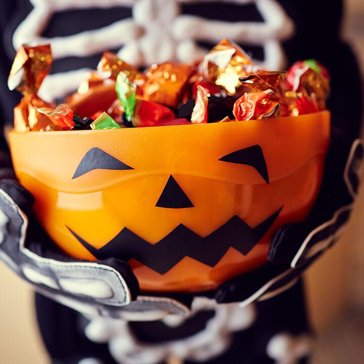 HALLOWEEN - CANDY - TRICK OR TREAT - FILE GENERIC